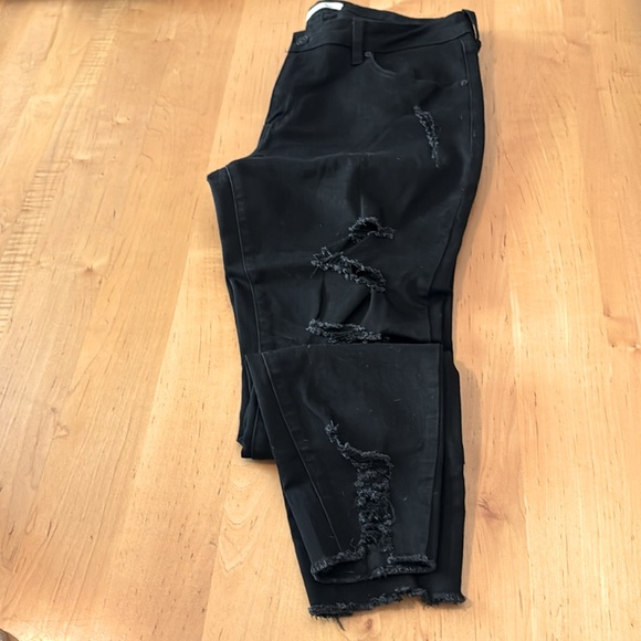 Kancan black distressed ankle skinny - Picture 3 of 4